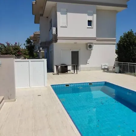 White House * Serik